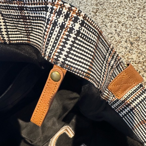 31 Extra Large Storage Tote in Sweater Plaid - Picture 5 of 6